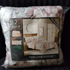 Comforter set